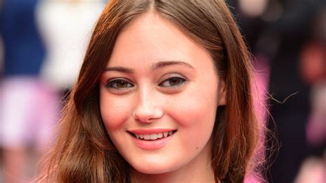 The Stunning Transformation Of Ella Purnell